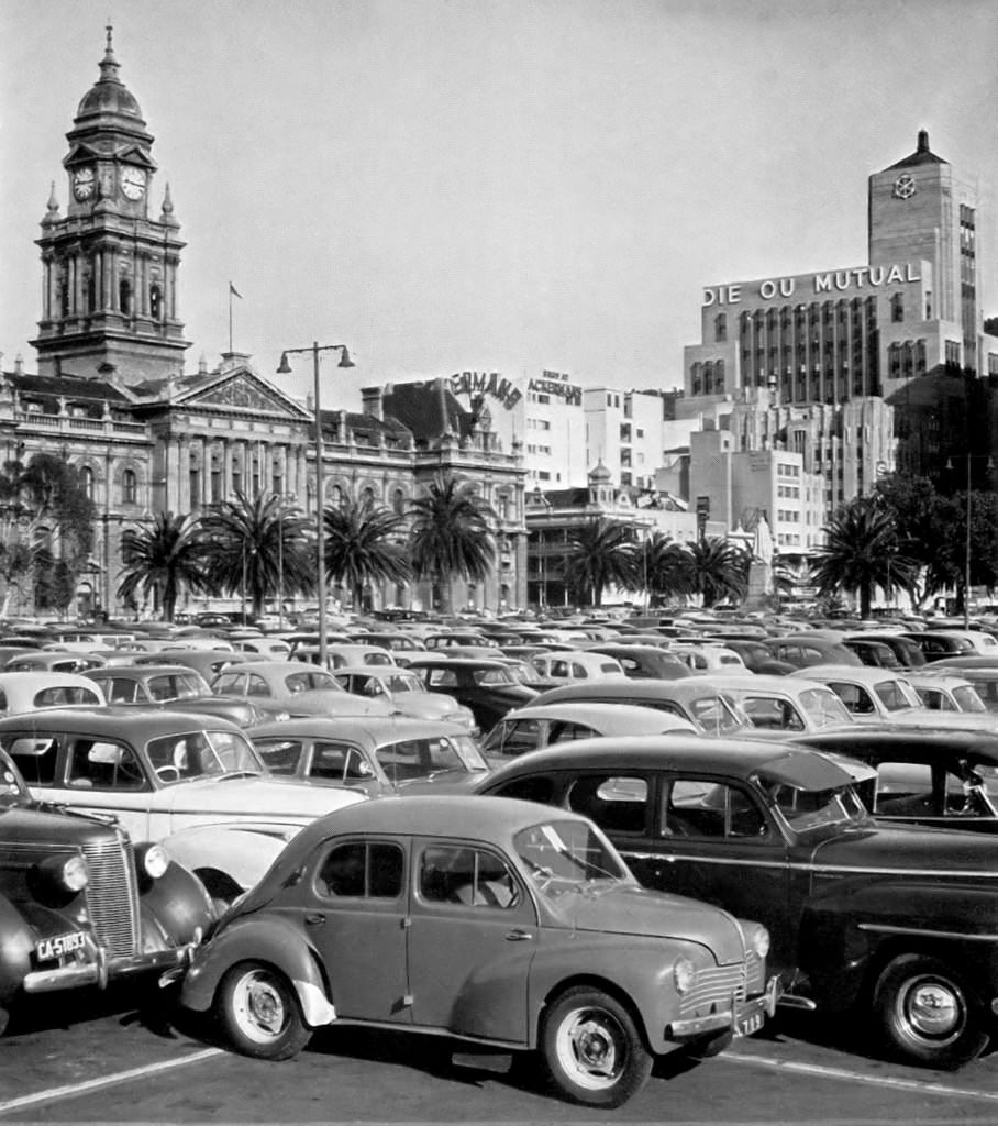 Chock-a-block on the Parade, 1952,