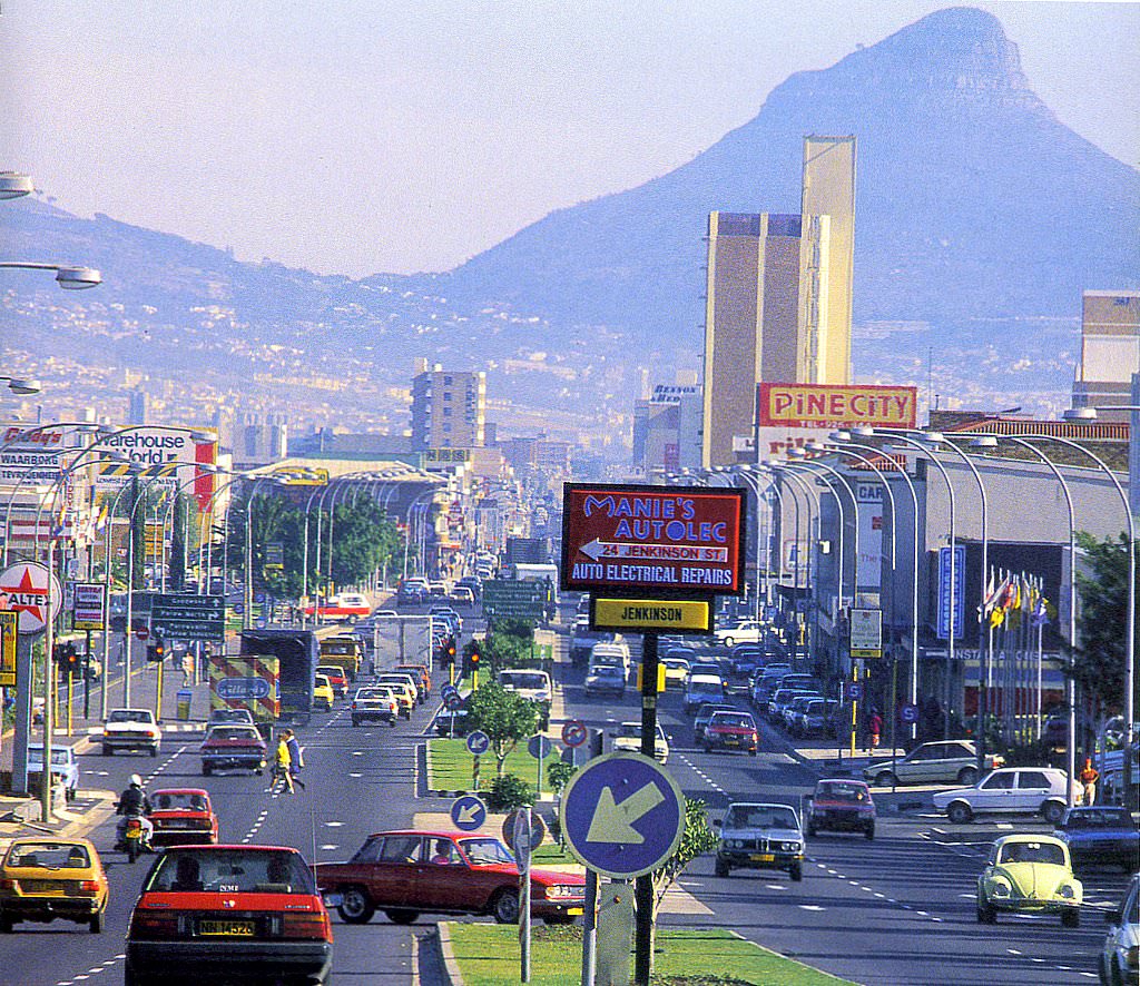 Voortrekker Road, 1987