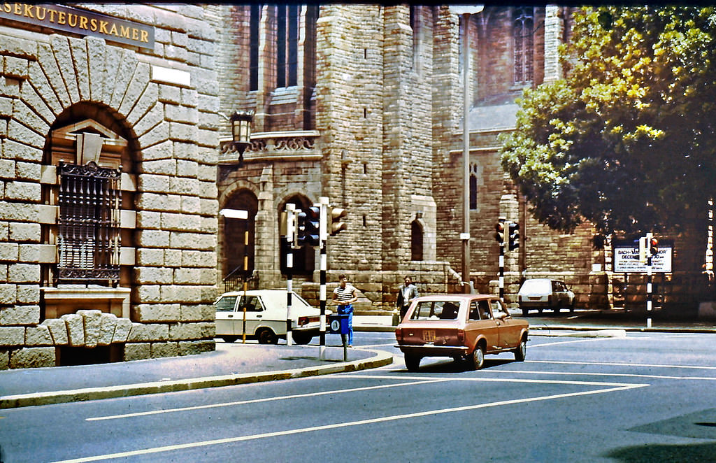 Corner Street Georges and Wale streets, 1980.