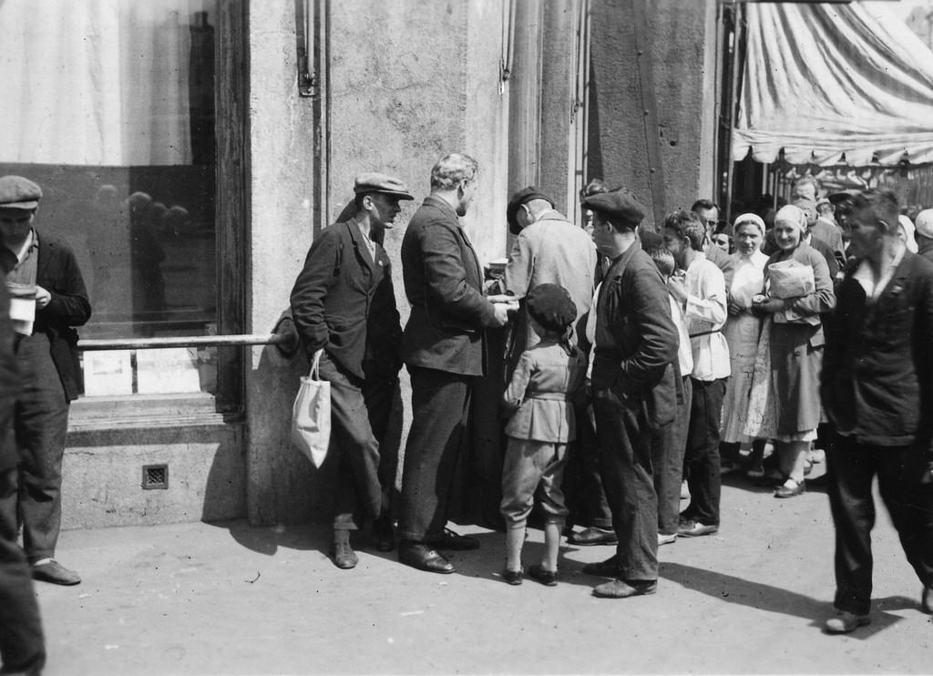 1930s Moscow Through the Lens of Eirik Sundvor: A Norwegian Journalist's Perspective
