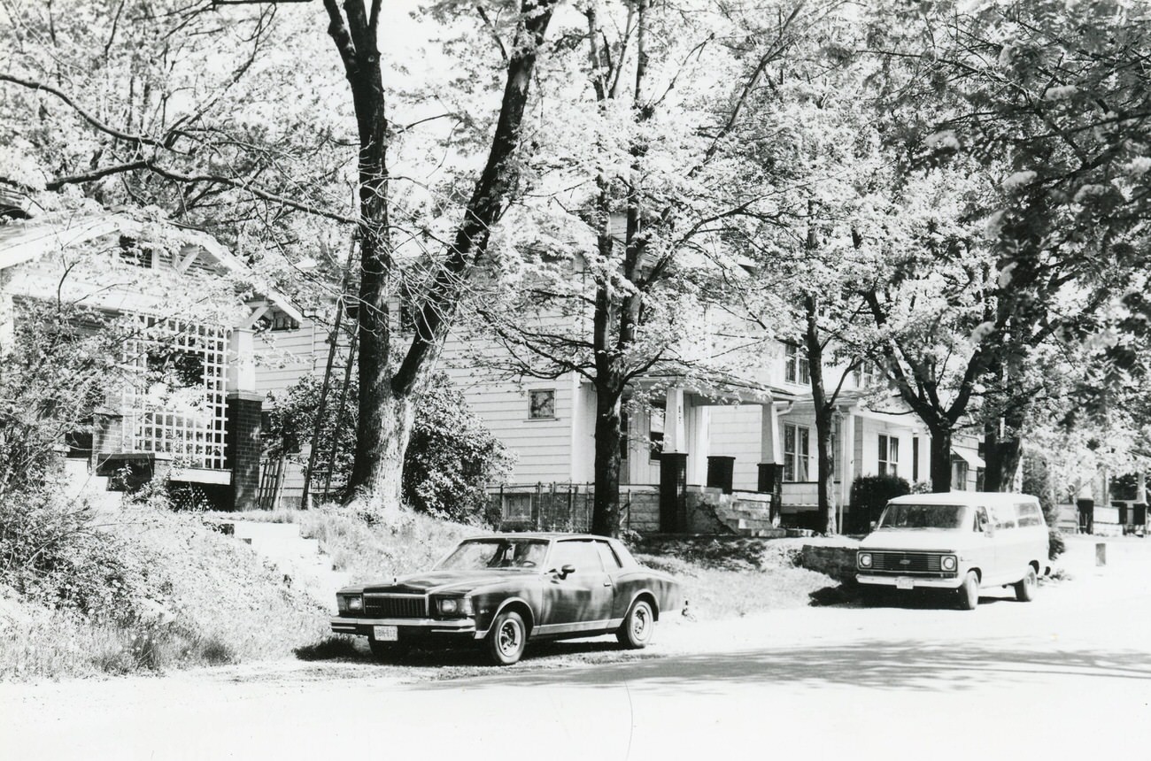 View of 202, 192, and 184 N. Eureka Ave. in Hilltop, taken for the Greater Hilltop Area Commission's neighborhood guide, 1980s