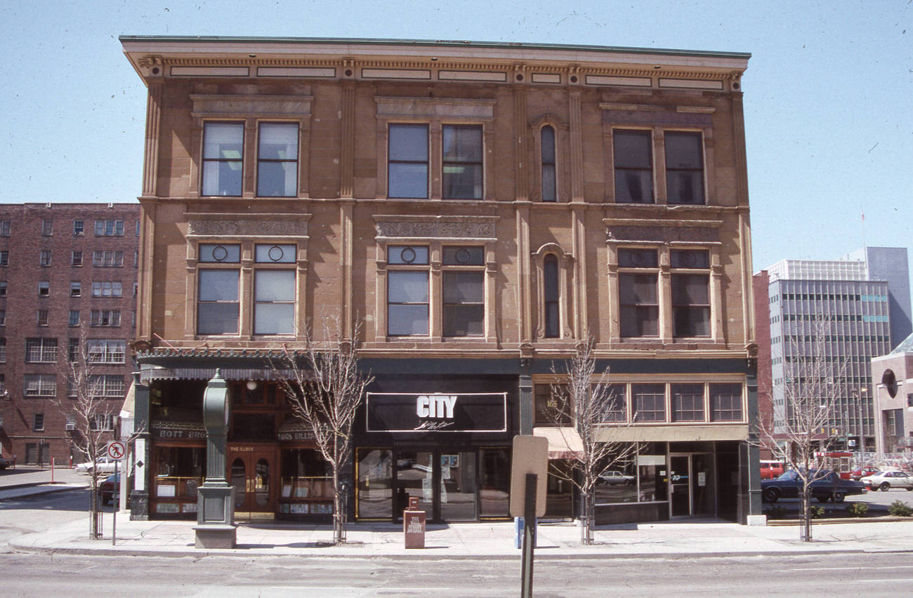 Columbia Building, also known as The Bott Building, The Clock Restaurant, or The Larrimer Building, 1990.