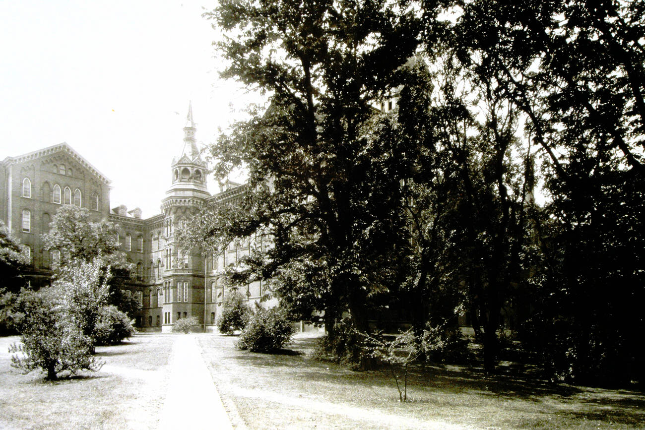 Columbus State Hospital, operational from 1870 to 1997.