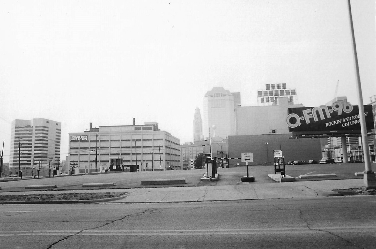 View of Downtown Columbus, featuring the AEP building and the Leveque Tower, 1988