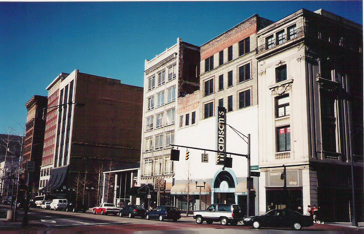 East side of North High Street between Gay and Long Streets, 1999.