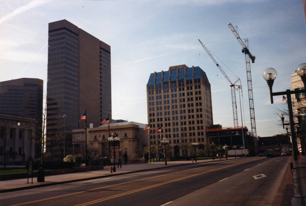 Construction of Fifth Third Center on Capitol Square, 1997.