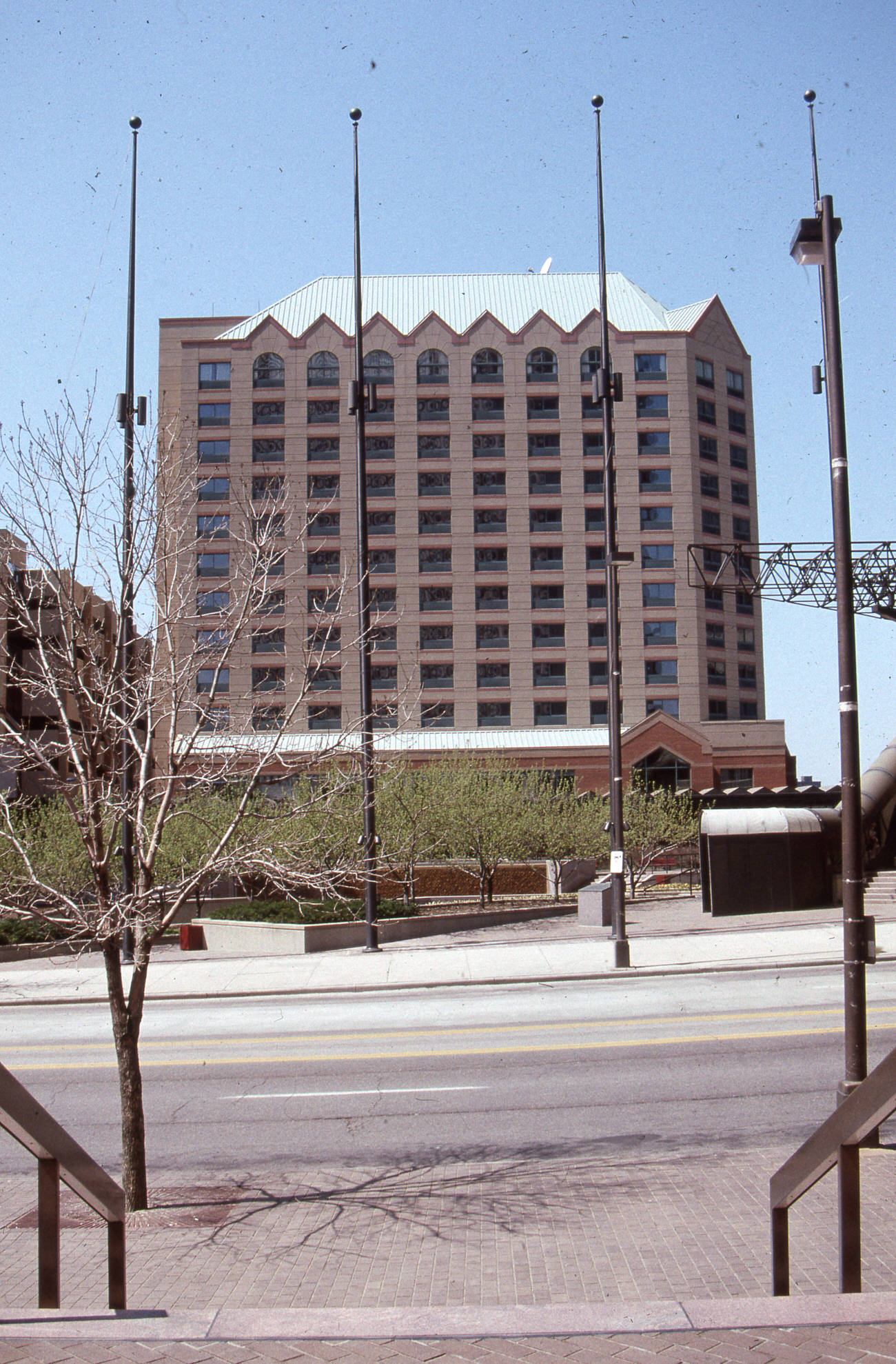 Holiday Inn at Ohio Center, opened on March 1, 1988, on the site of Nicholas Gianetti's saloon, 1990.