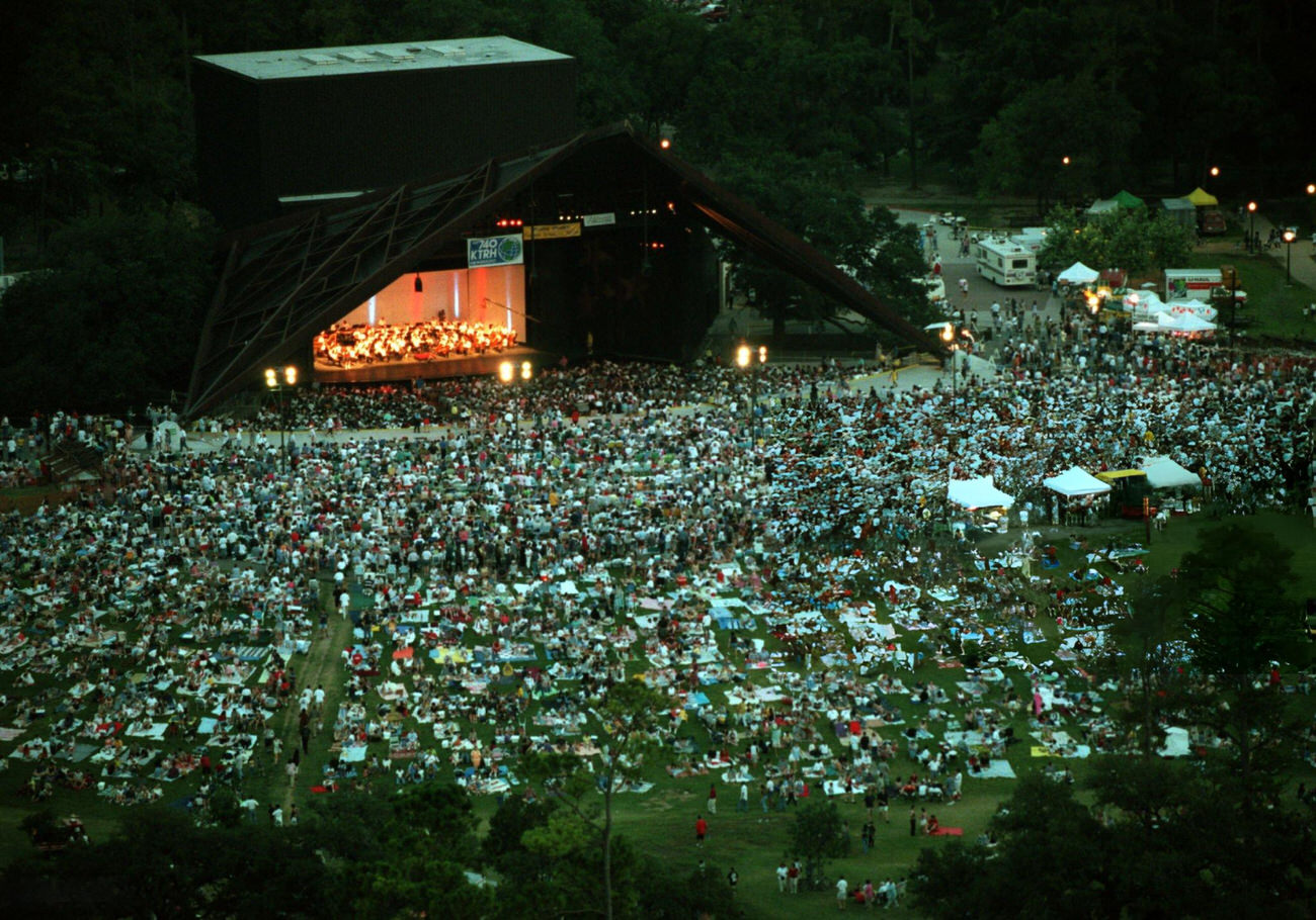 Crowds at Miller Theater for the Independence Day celebration with the Houston Symphony, Houston, Texas, 1999.