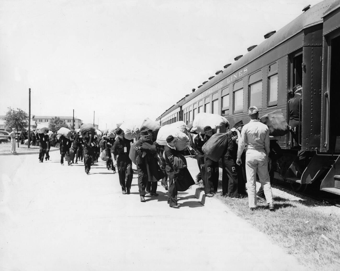 The last group of German prisoners of war leaving Fort Sam Houston, Texas, 1946.