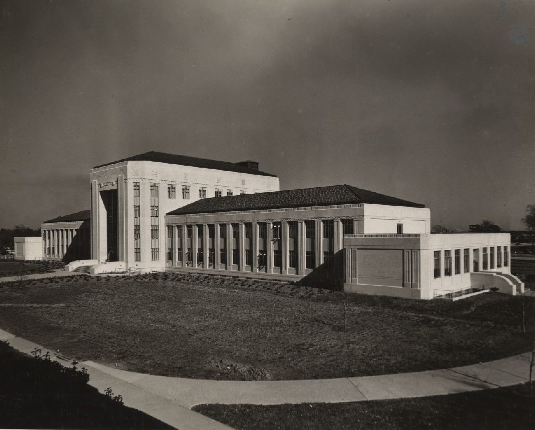 Ezekiel Cullen Building wide exterior view, Houston, 1951