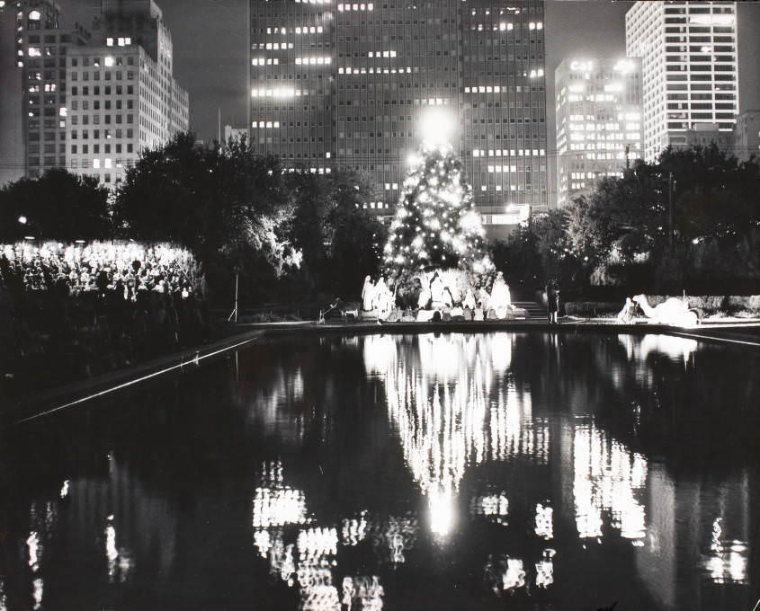 Christmas tree at City Hall, Houston, 1960.