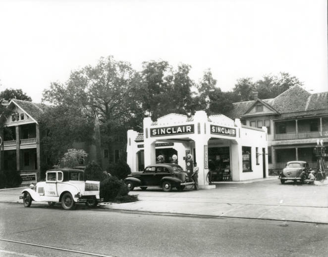 Sinclair station, 1970s