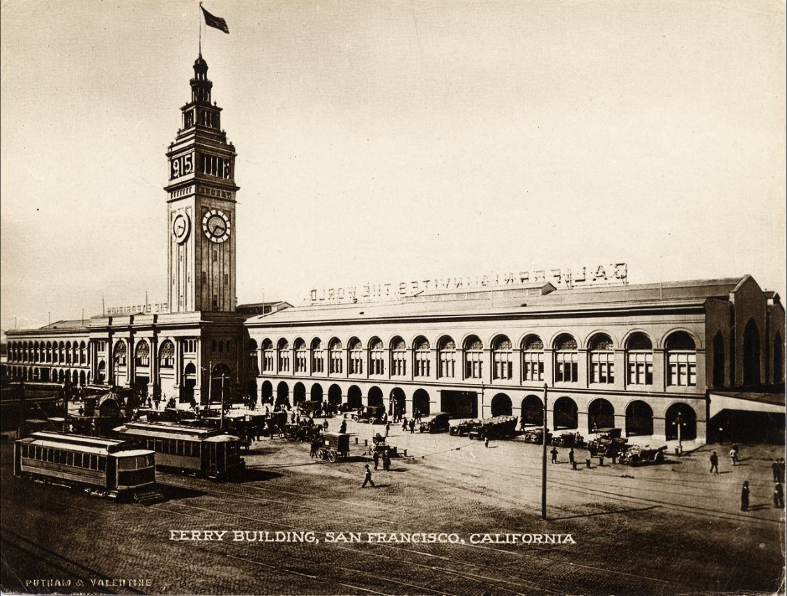 Ferry Building, San Francisco, California, circa 1915.
