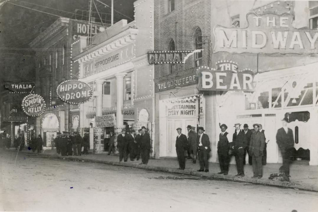 Nightclubs on Pacific Street in the Barbary Coast district, circa 1909.