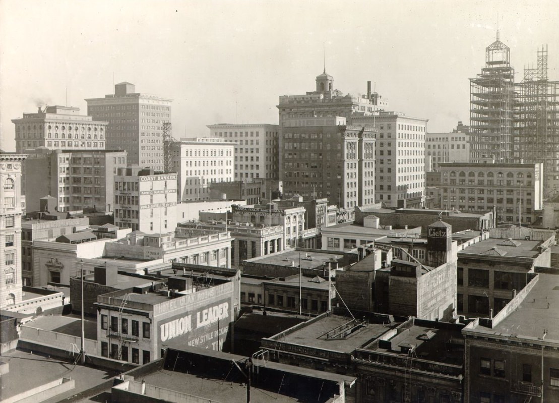 View from the Hall of Justice looking south over San Francisco in 1921.