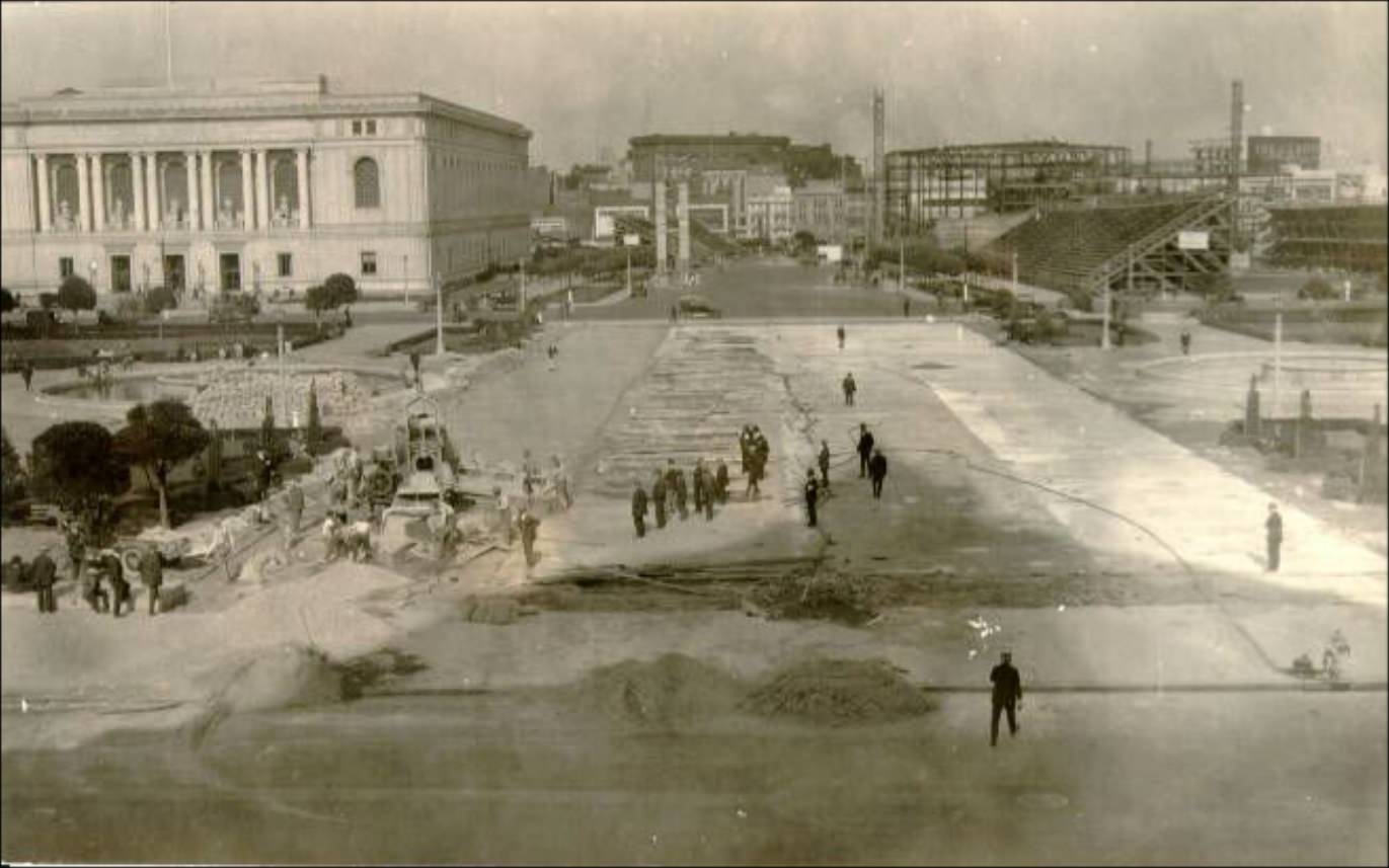 Construction around Civic Center Plaza in the 1920s