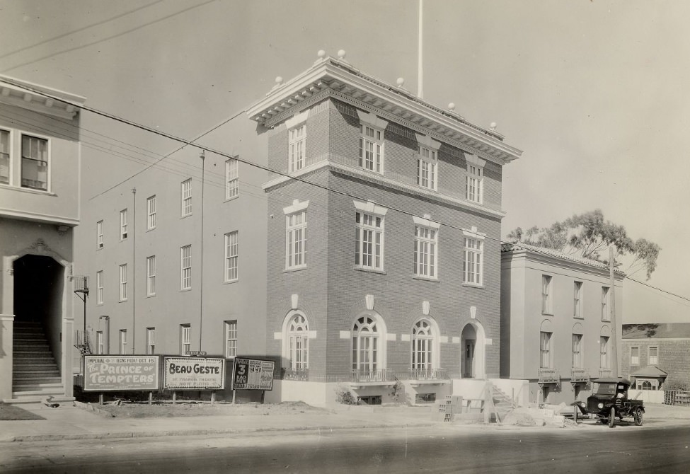 Pacific Telephone & Telegraph Company building on 19th Avenue, 1928