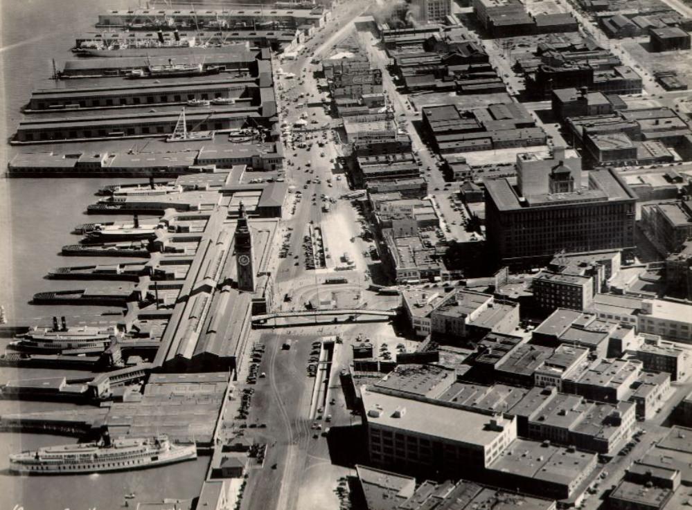 Aerial view of Ferry Building and surrounding area in 1925.