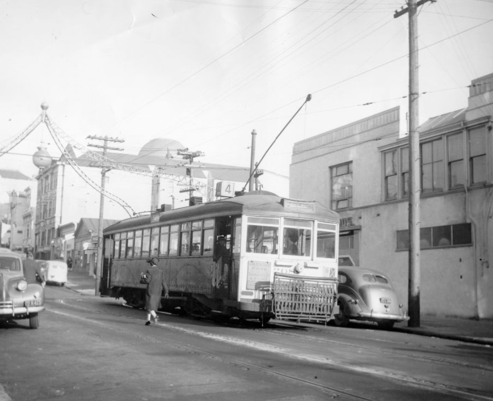 Streetcar at Fillmore and Sacramento Streets in the 1930s