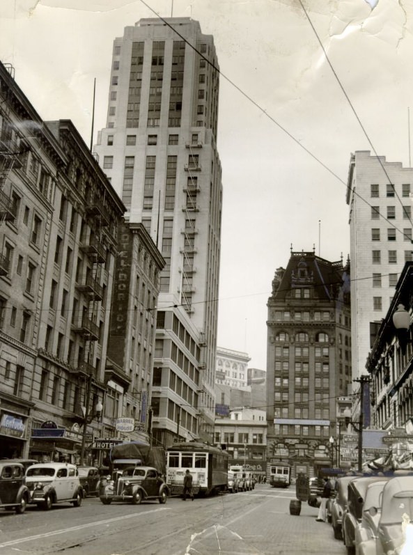 Downtown Third and Market Streets, 1939