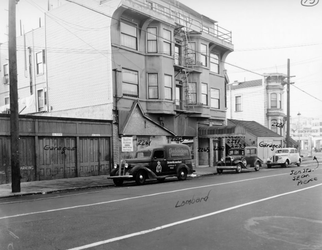 2200 block of Lombard Street, 1939
