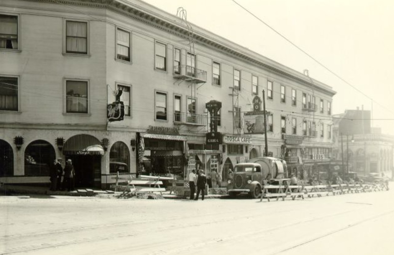 Grant Avenue and Columbus, 1939