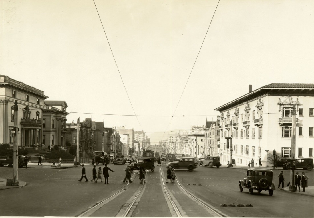 Van Ness Avenue and Broadway, 1930