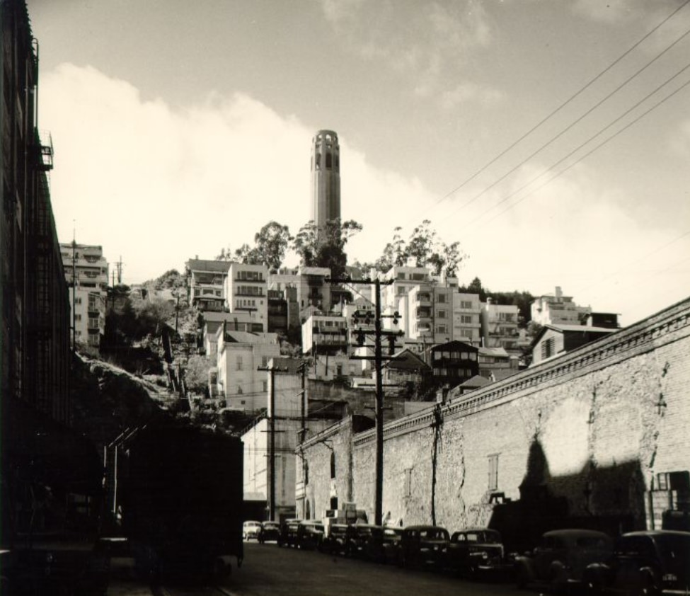Griffing's Warehouse on Filbert Street with Telegraph Hill in background in the 1930s