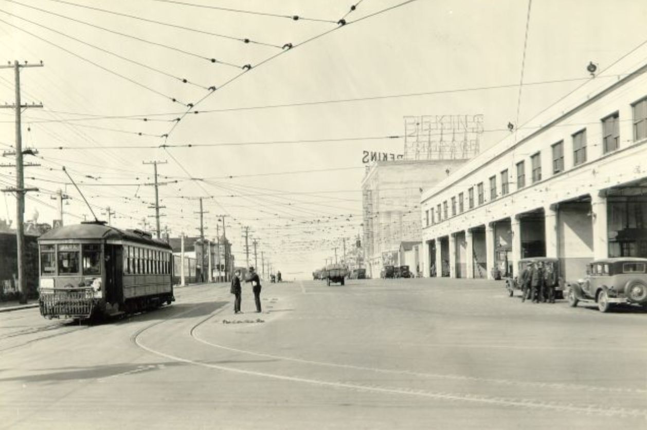 Geary Street at Presidio Avenue car barn, 1930