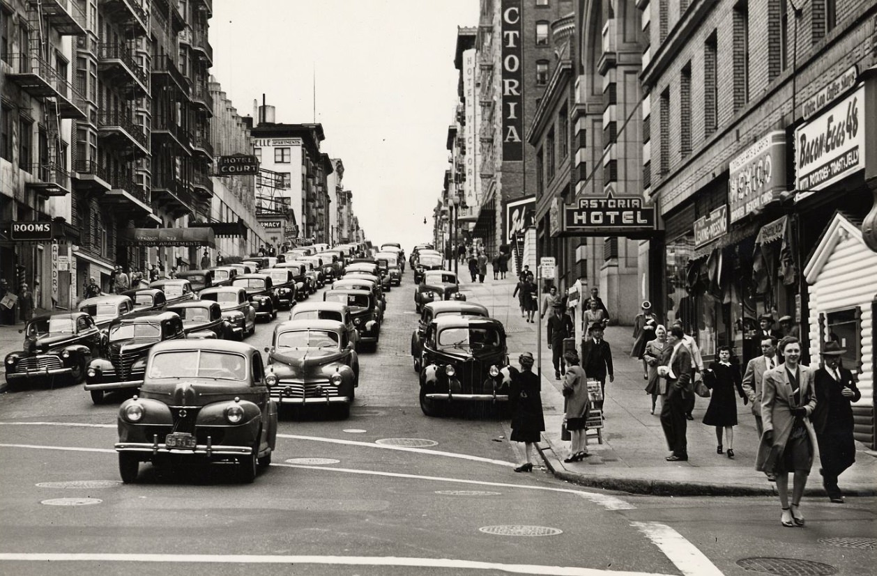 Traffic jam on Bush Street, 1946