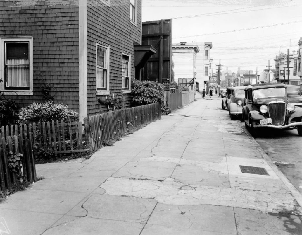 2400 block of Lombard Street, 1940