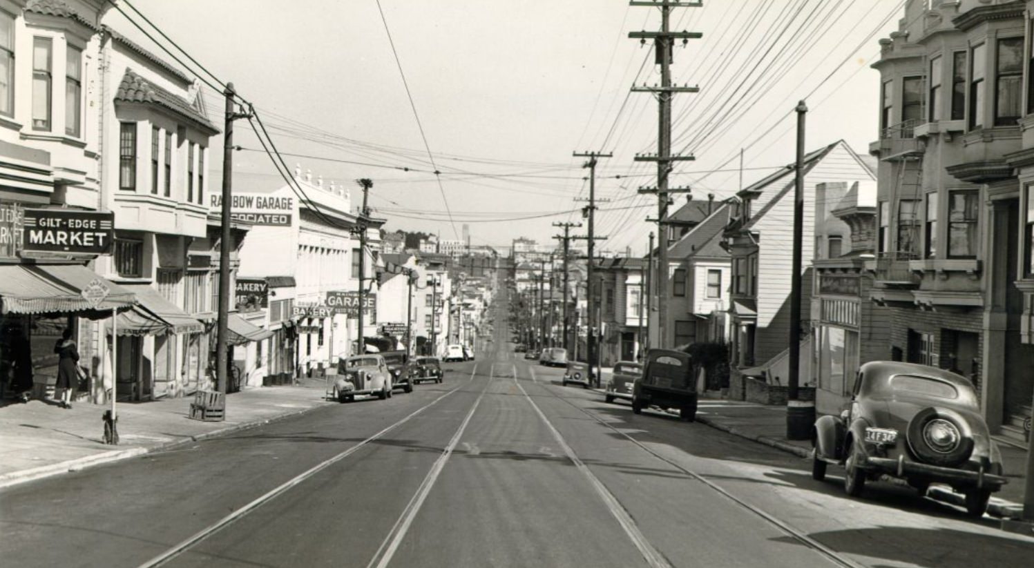 Sacramento Street looking downtown from Presidio Avenue, 1944