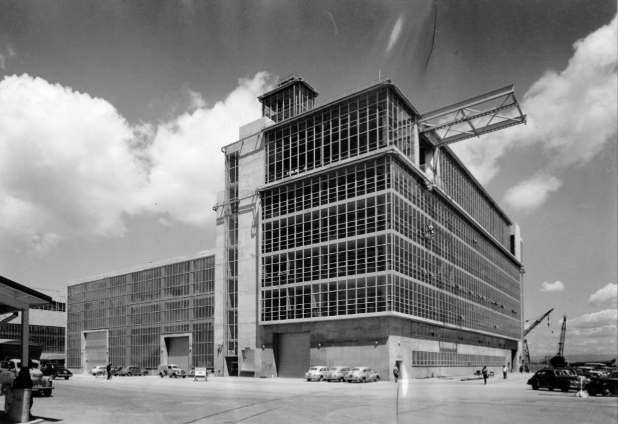 Ordnance and Optical Shop Building at Hunters Point Naval Shipyard, 1949