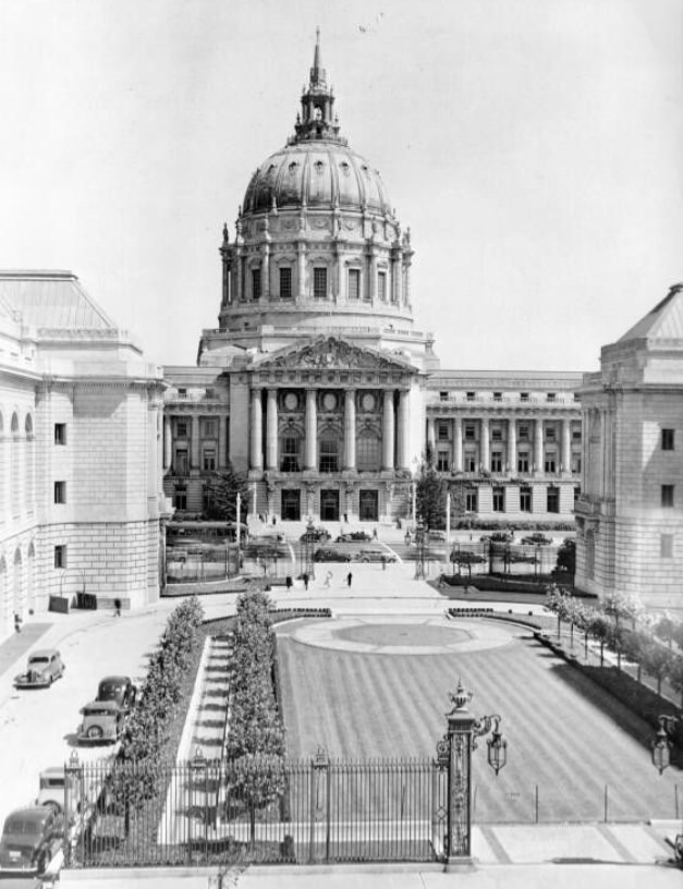 Rear view of City Hall, 1945