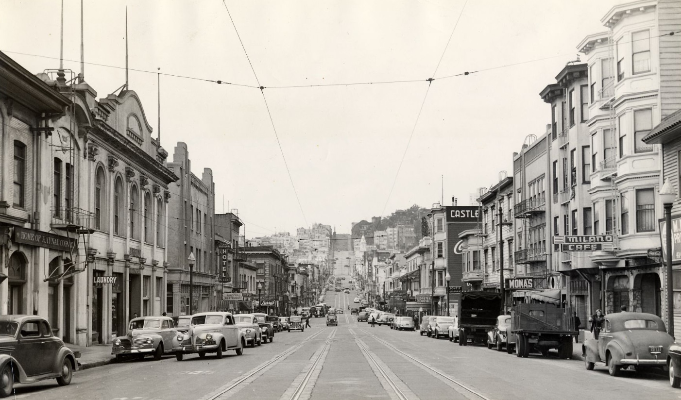 Broadway & Montgomery looking towards Russian Hill, 1944