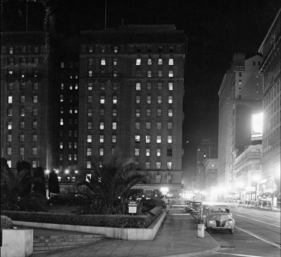 Entrance to Union Square Park at Post and Stockton Street, 1947