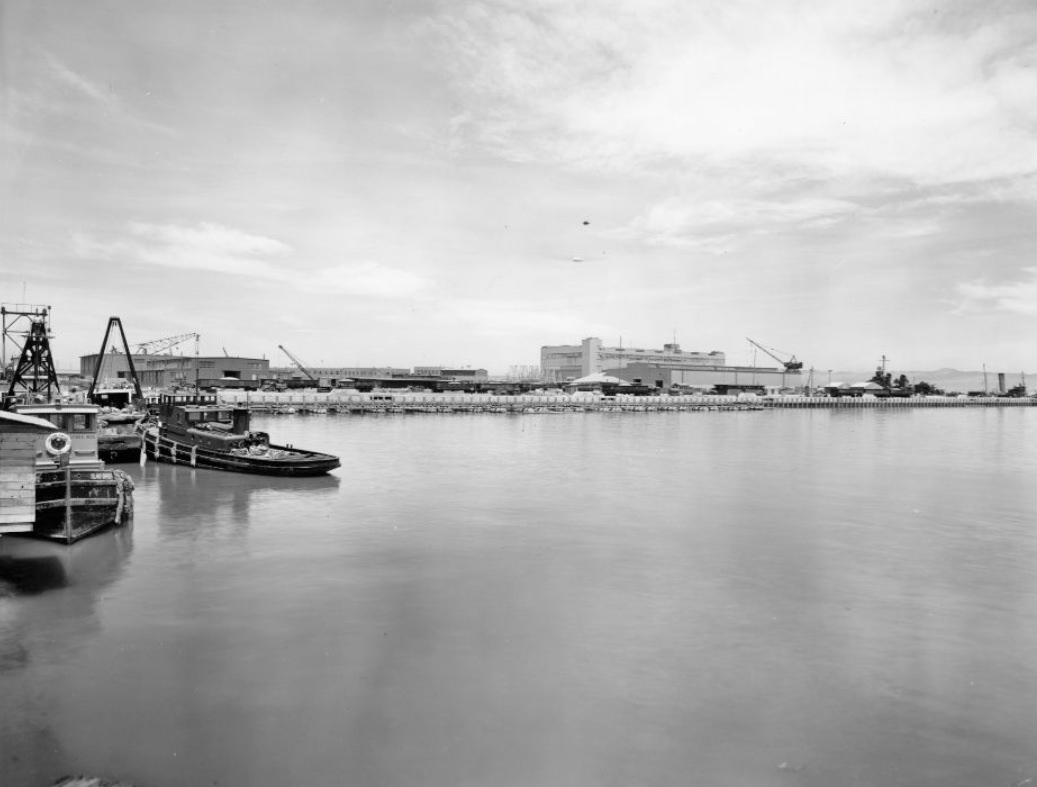 Hunters Point Naval Shipyard, 1943