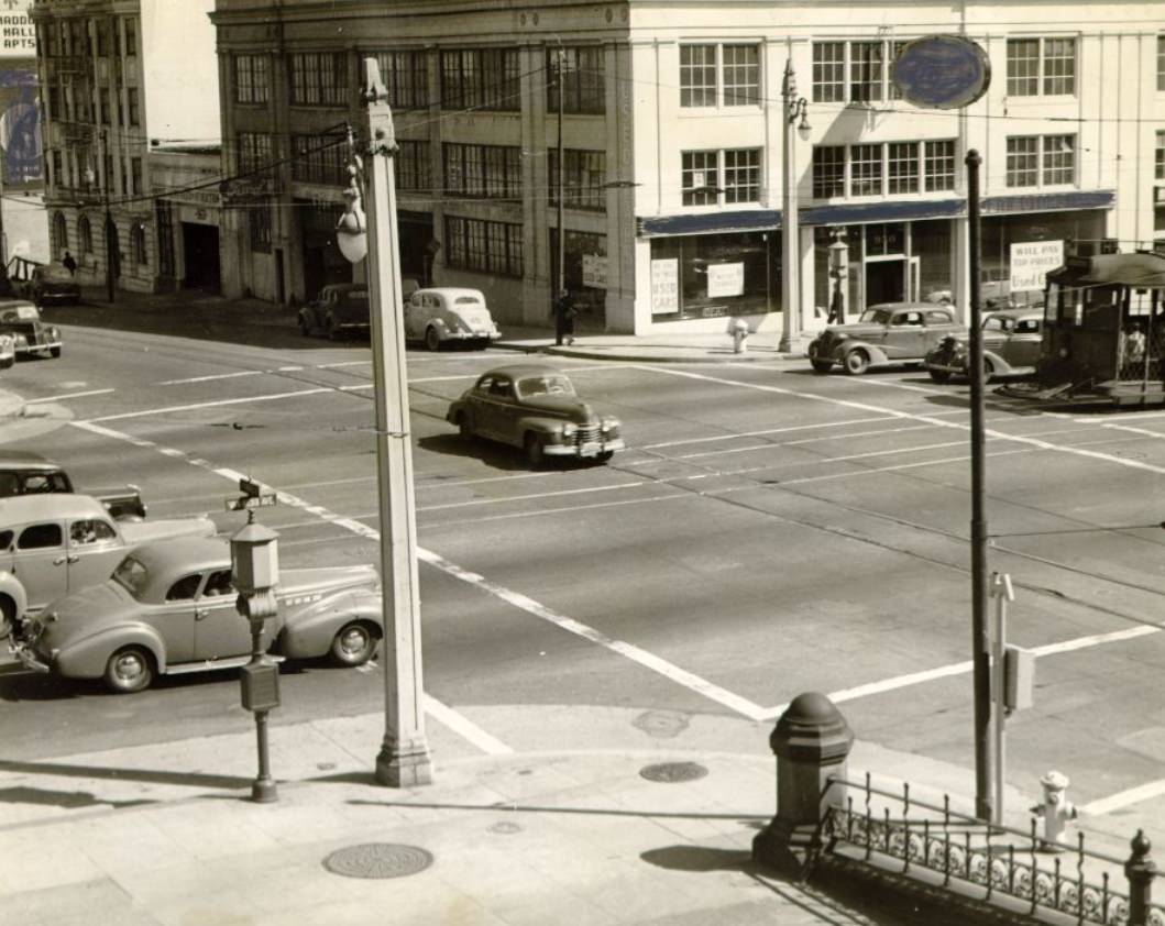 Van Ness Avenue at O'Farrell Street, 1943