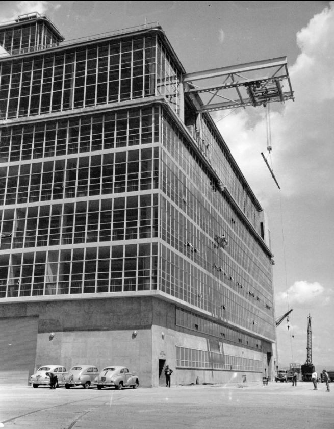 Ordnance and Electronics Building at Hunters Point Naval Shipyard, 1948