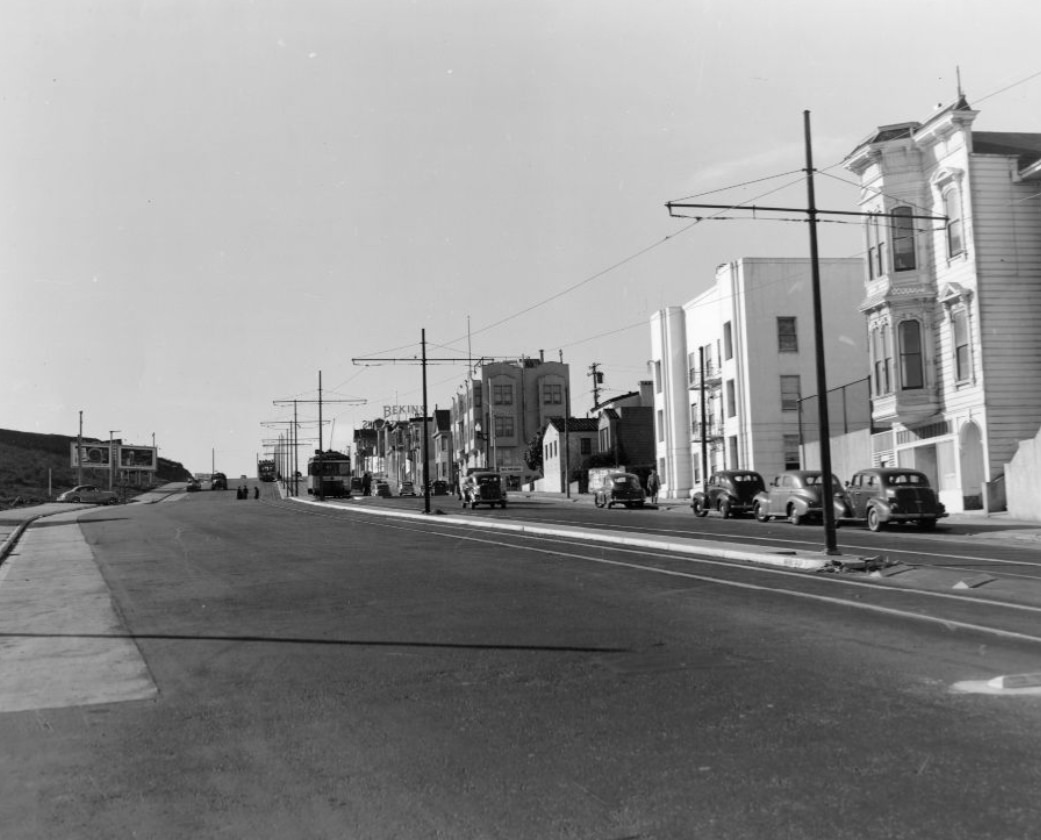 Geary Boulevard at Broderick Street looking west, 1948