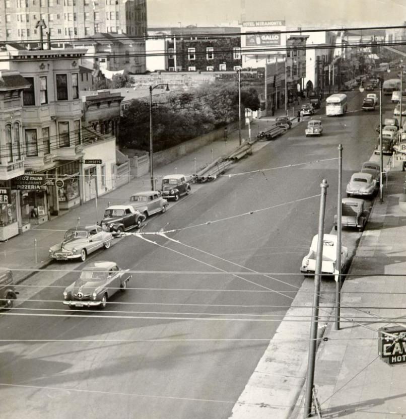 Mission Street looking north from 26th Street, 1949