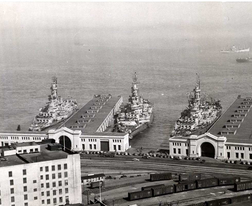 Battleships Indiana, Massachusetts, and Alabama arriving in San Francisco, 1946