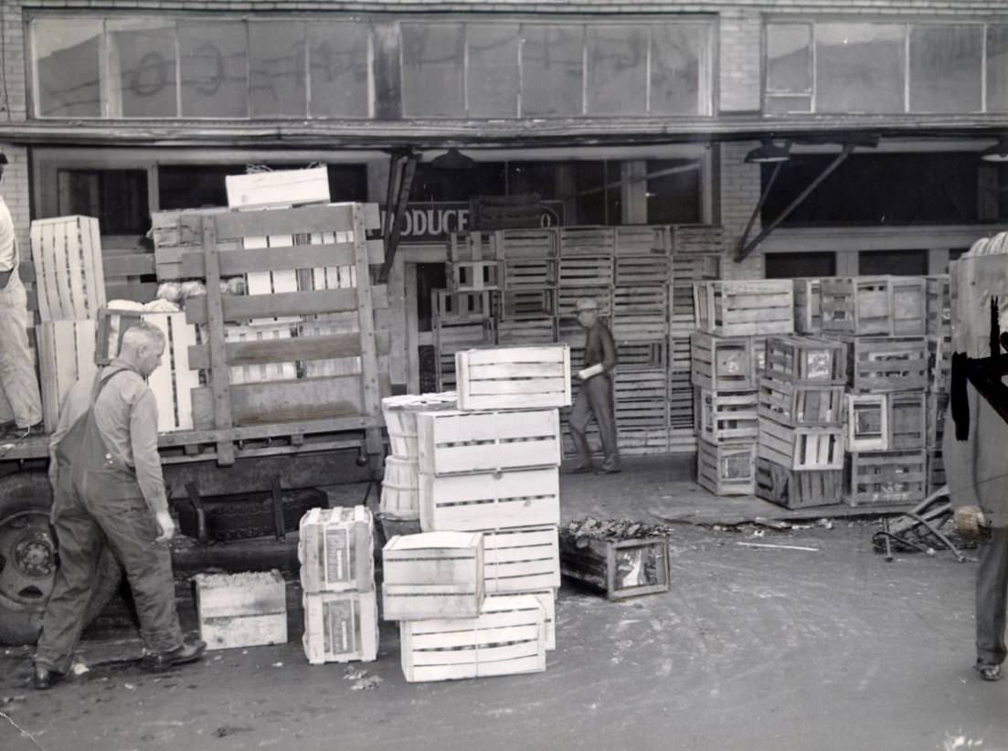 Produce market deliveries on Washington Street, 1945