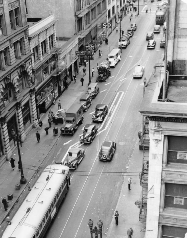 Geary Street near Kearny and Market, 1944
