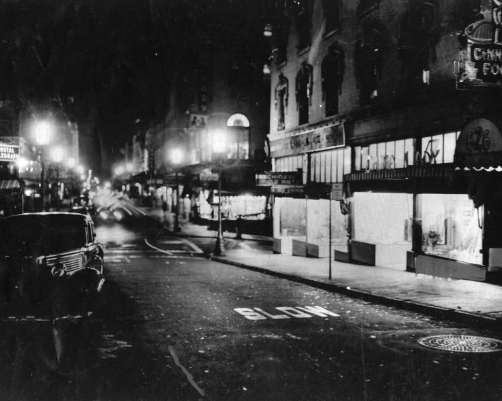 Grant Avenue in Chinatown at night, 1943