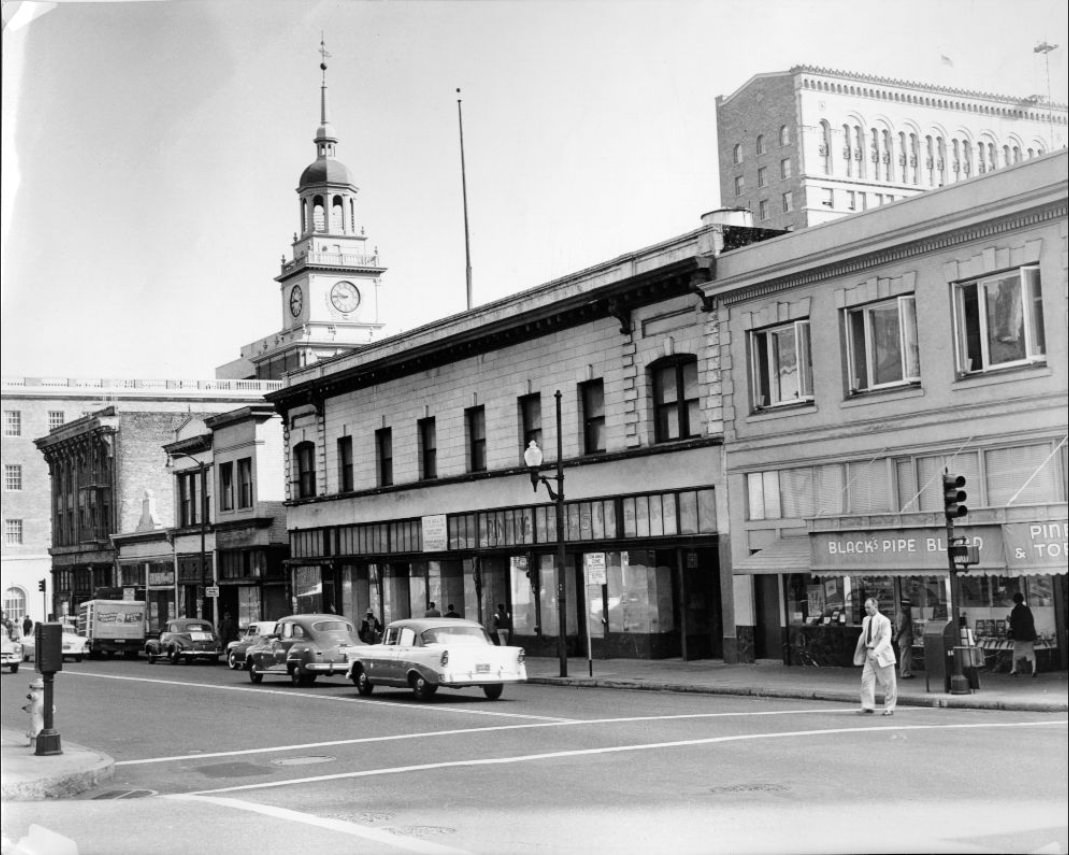400 block of Kearny Street, 1956.