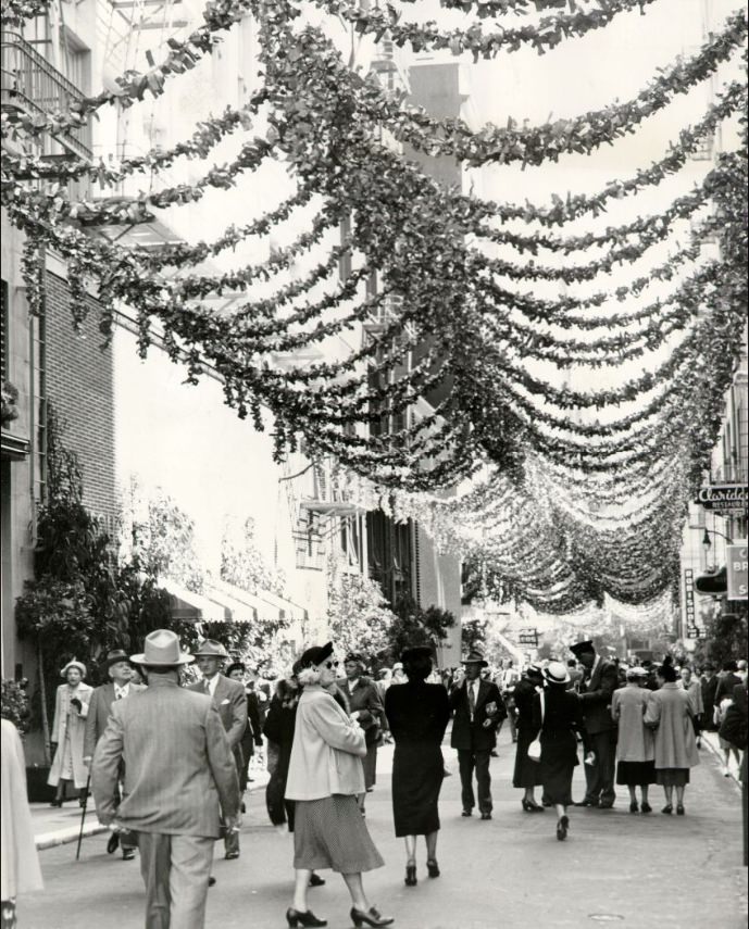 Crowd at Maiden Lane for the Spring Festival, 1950.