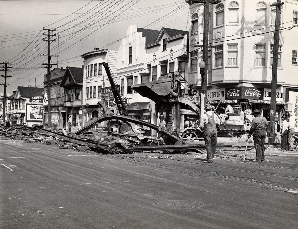 Track removal on Mission Street at Richland, 1950.