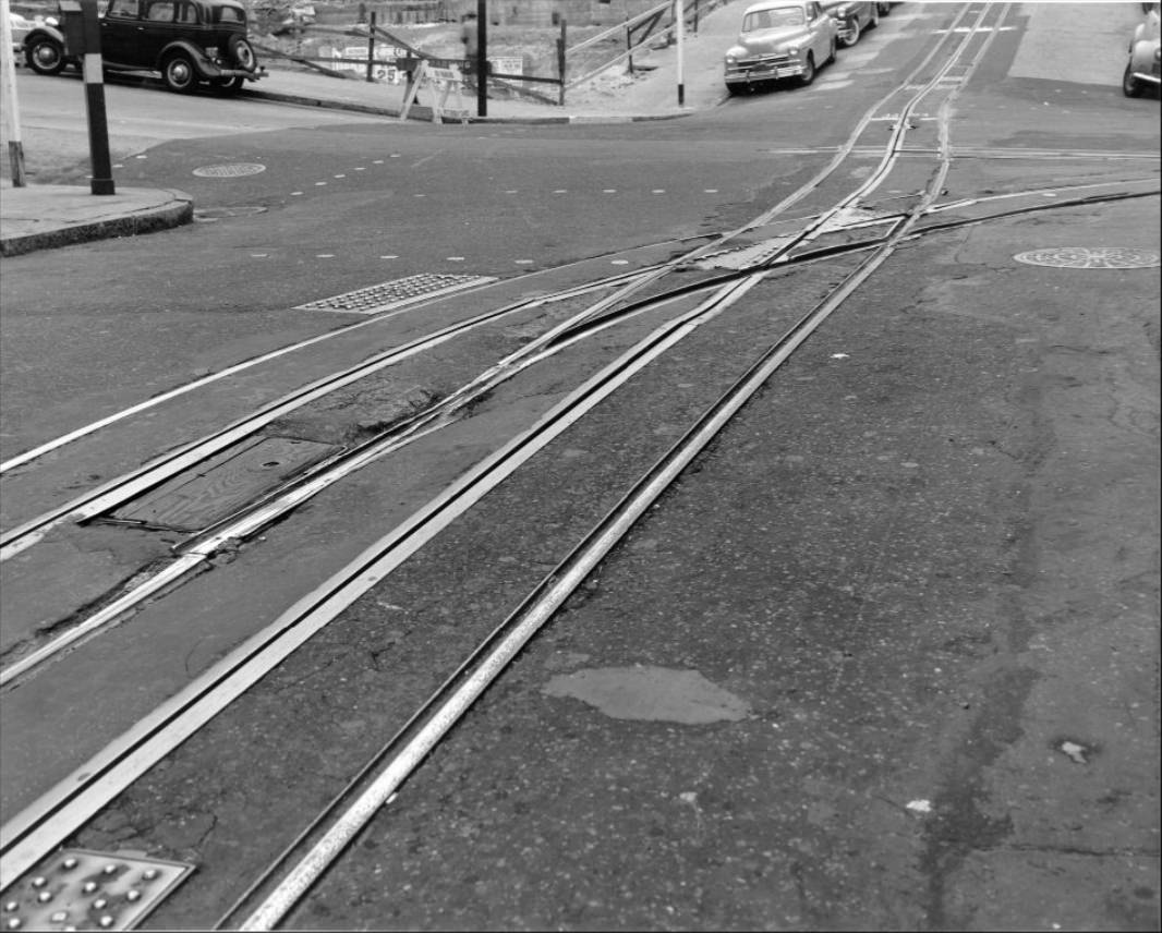 Gravity curve on Mason and Washington Streets, 1950.