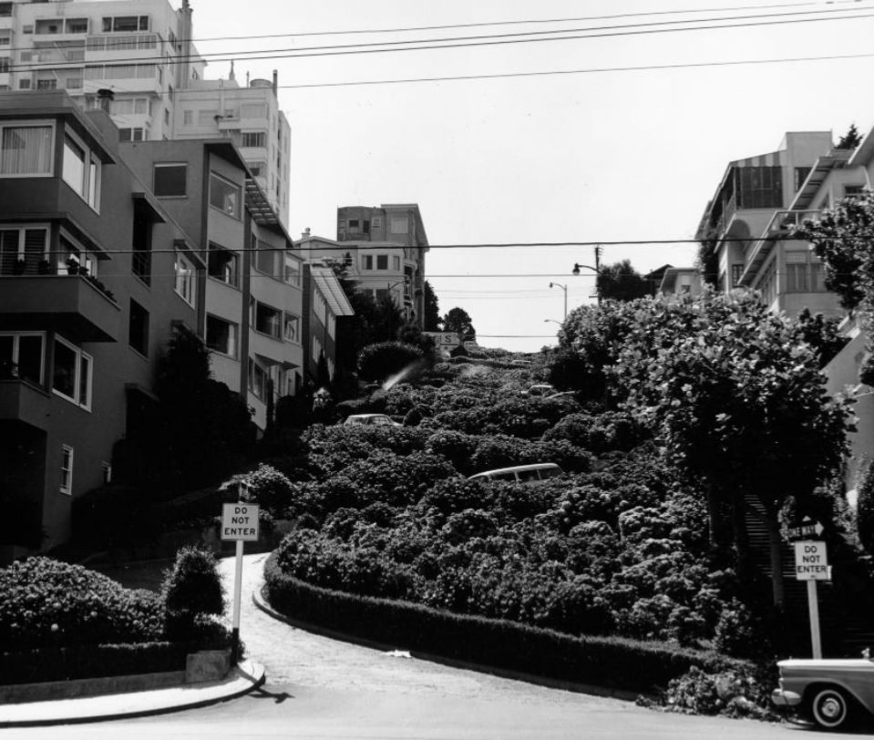 Lombard Street Hill between Hyde and Leavenworth streets, 1964.
